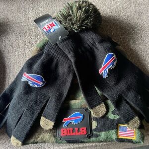 Buffalo Bills hat & glove set; brand new with tags; NFL officially licensed